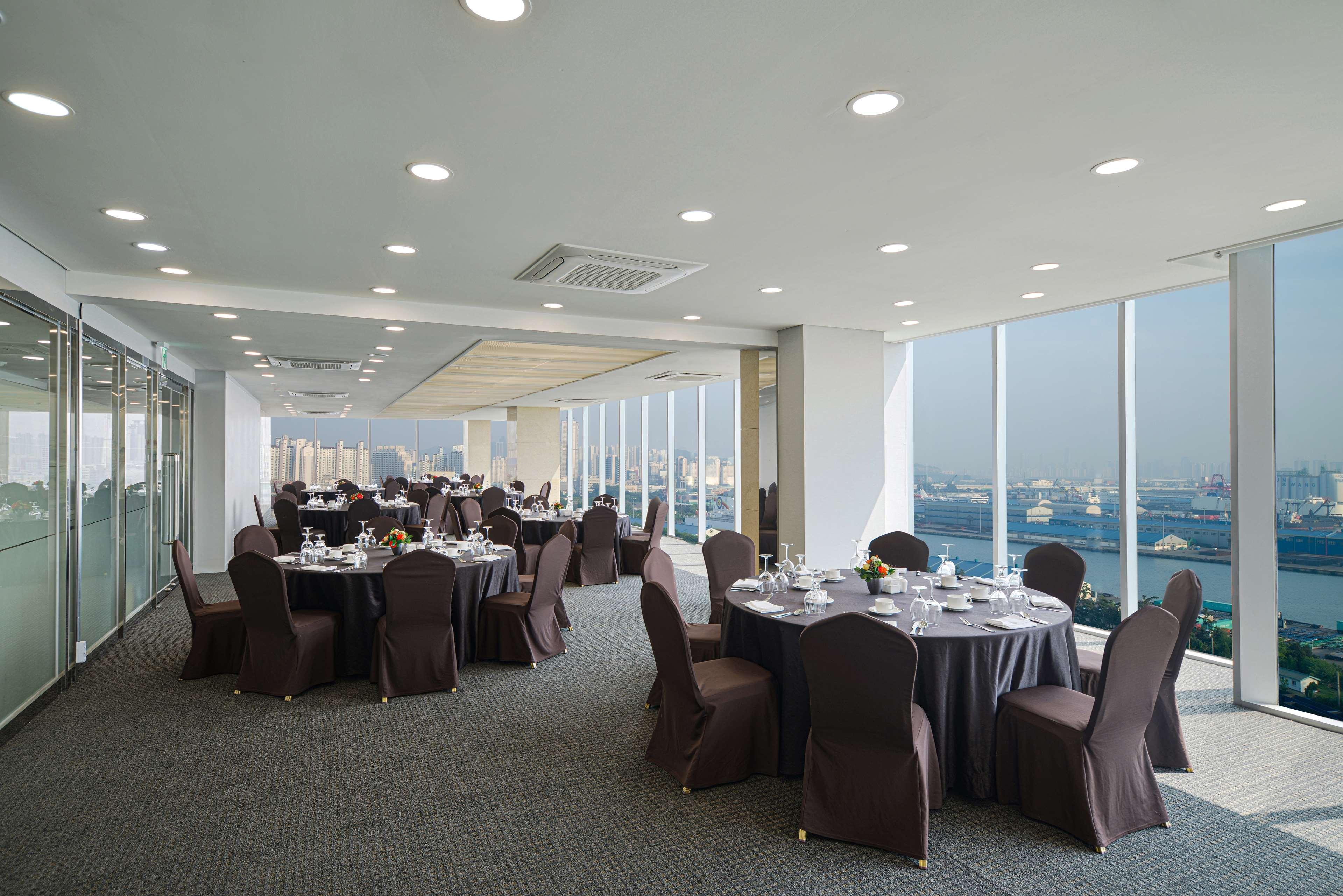 Hotel Harbor Park 4*